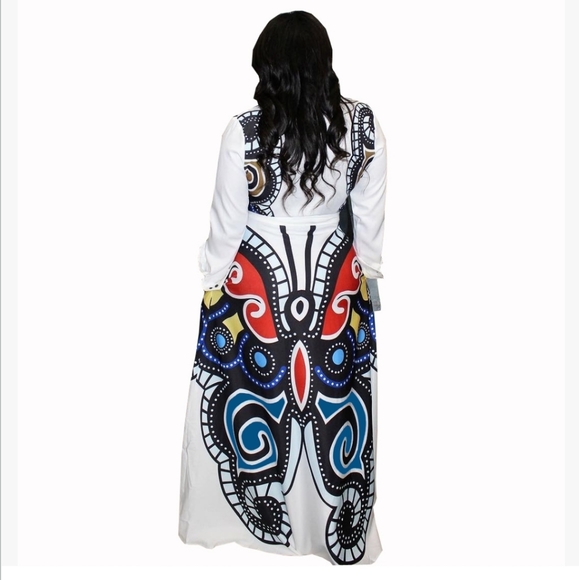 $$ Sold $$ Maxi Dress Long Sleeve Butterfly Print - Picture 3 of 8